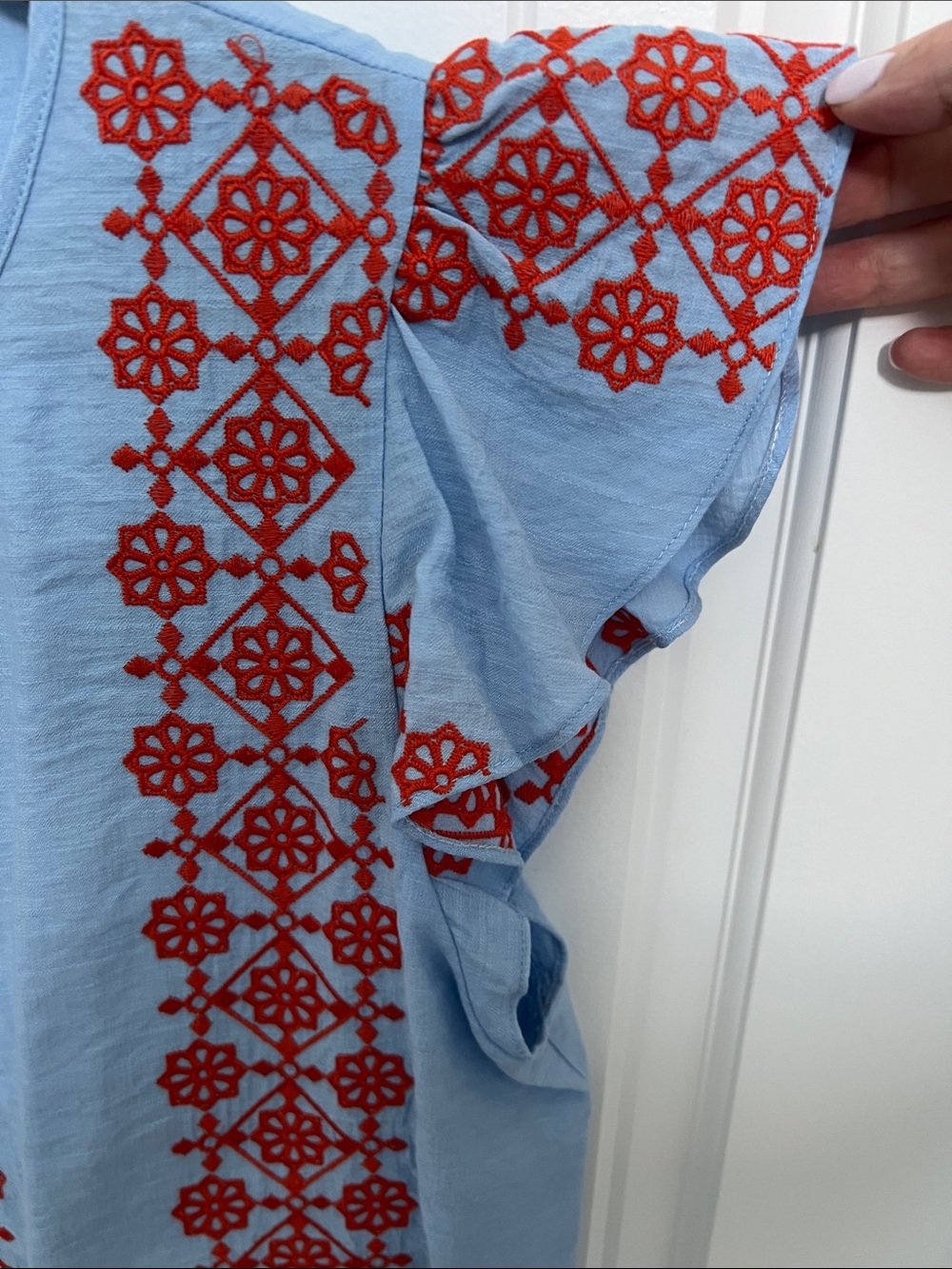 THML Light Blue Embroidered Flutter Sleeve Blouse Size Large - Picture 5 of 9